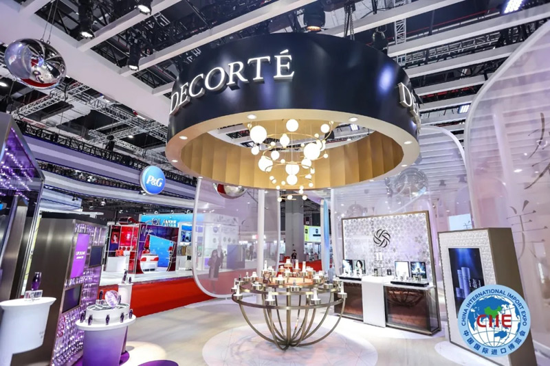 ��������M��չ�[չ�_����